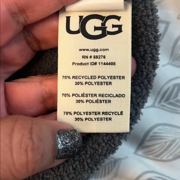 UGG® NWT 
Mowery Sweater Knit Polo Sweater size Large - Picture 13 of 14